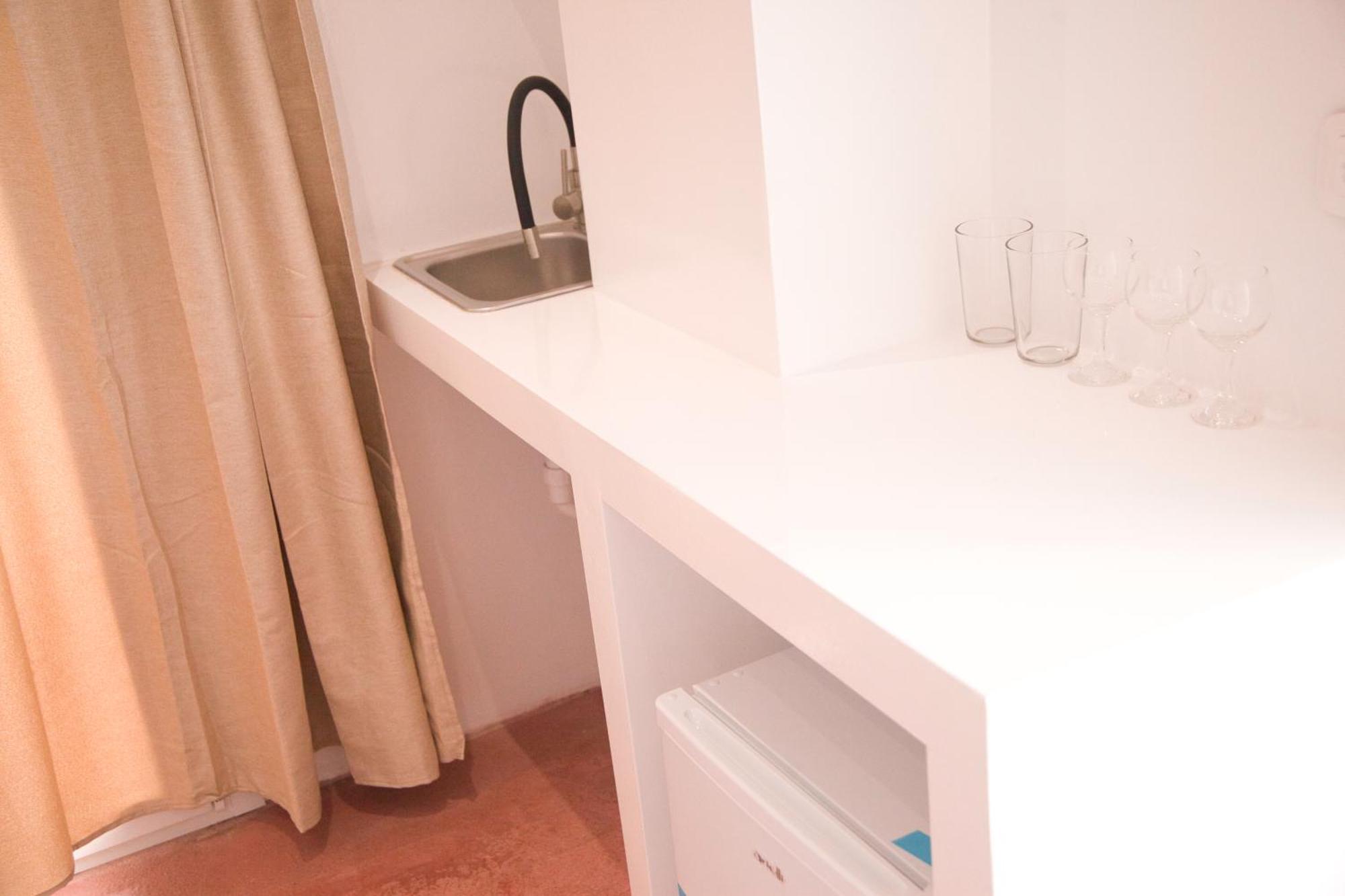 Apartment Naxos Art 2 *
